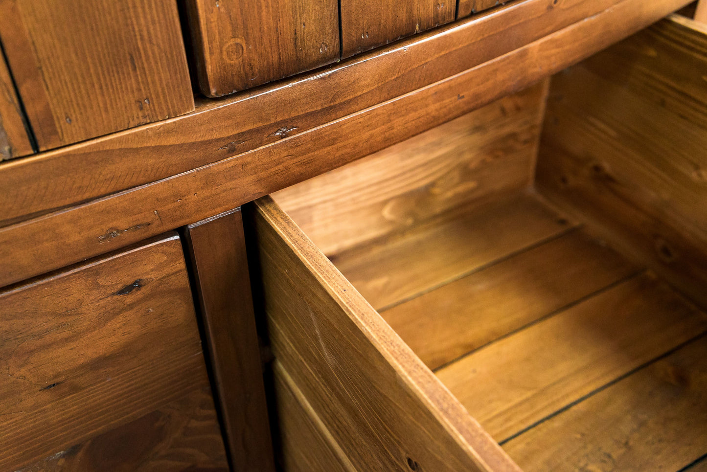 Oscar 2 Drawer Wardrobe