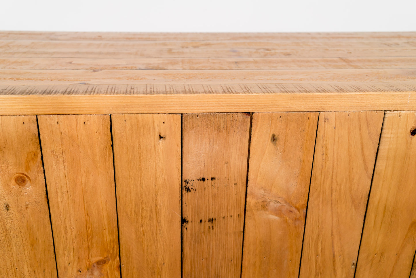 Alba Wide Chest