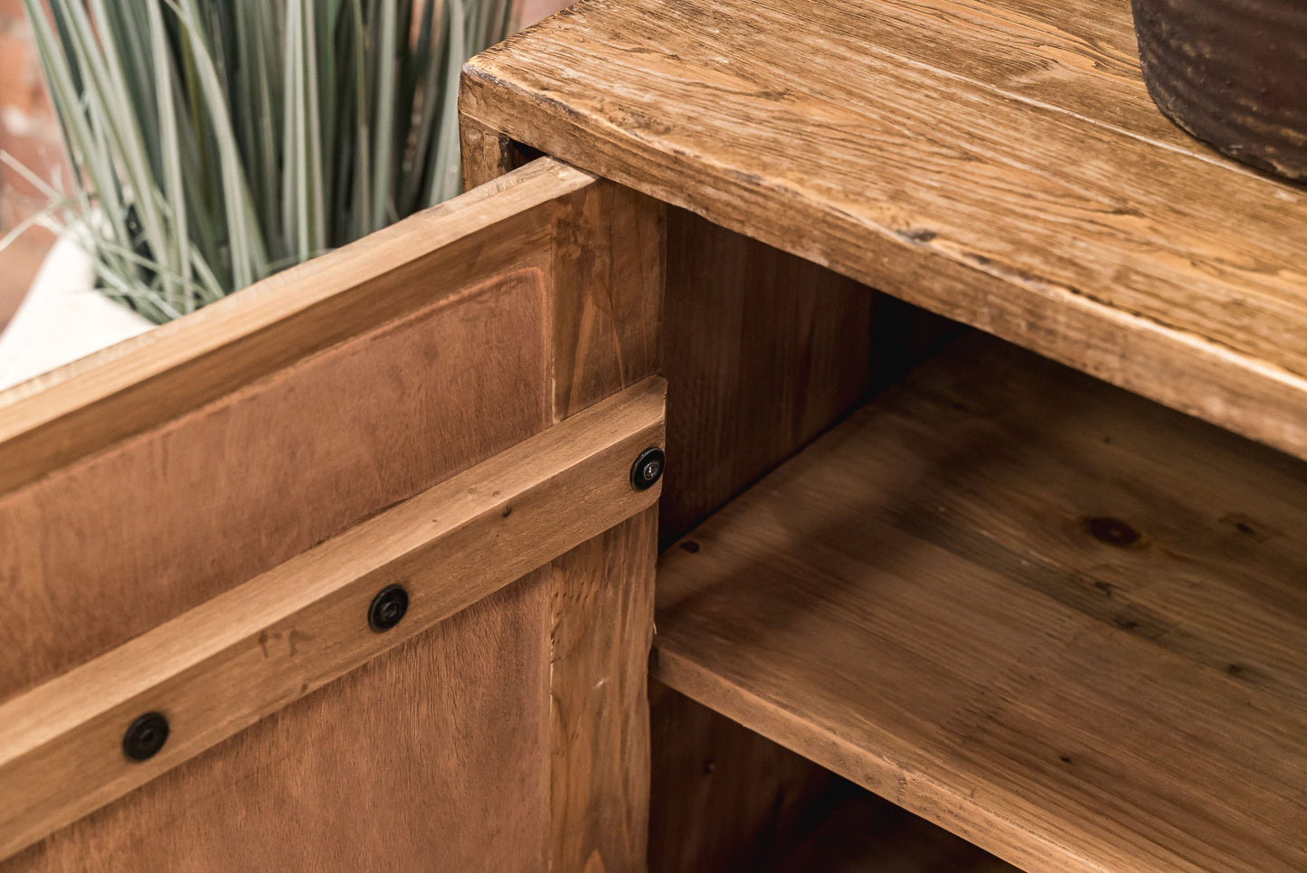 Polly Range Large TV Unit