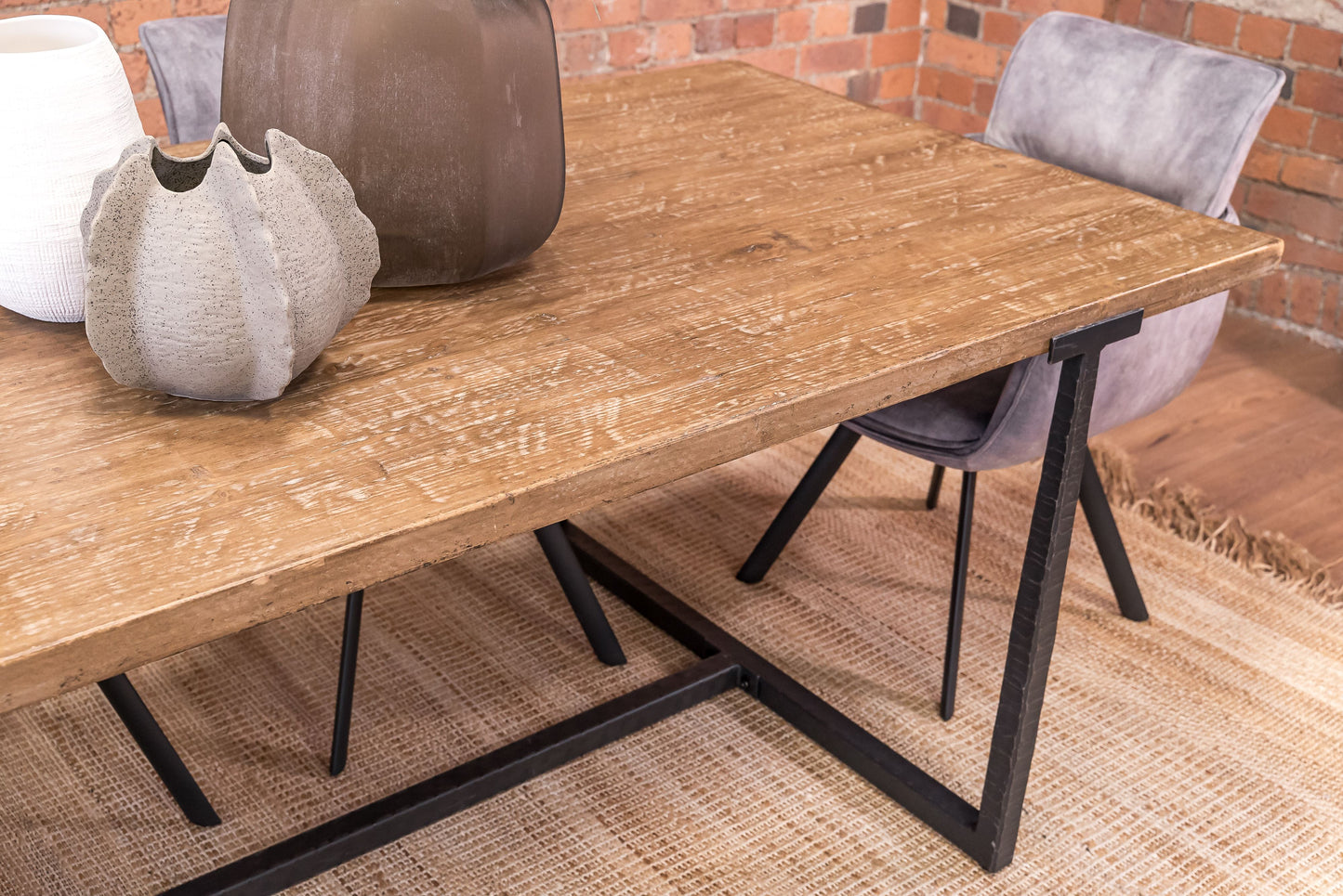 Polly Dining Table 6 seater