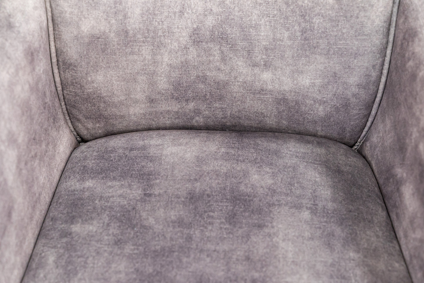 Polly Hollis Swivel Chair in Silver